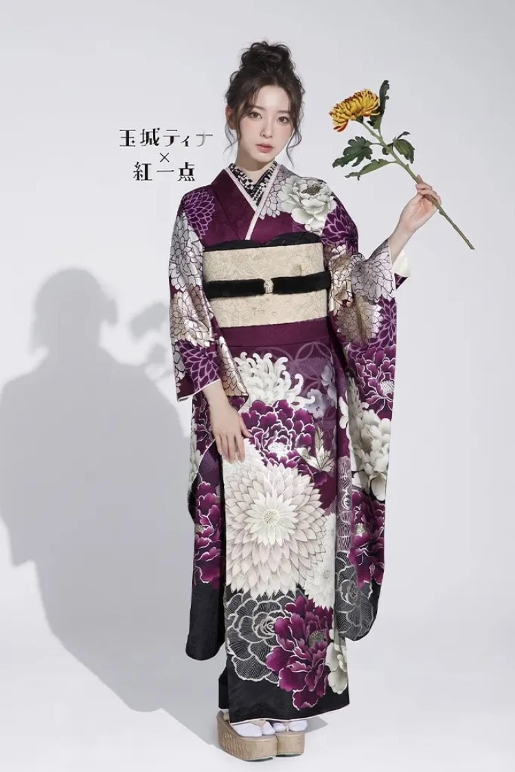 TAKAZENのレンタル振袖 玉城ティナ×紅一点ブランド振袖　ワインレッド/紫　大柄/乱菊　豪華　大人っぽい　古典柄　目立つ　かっこいい【通販可】K1181