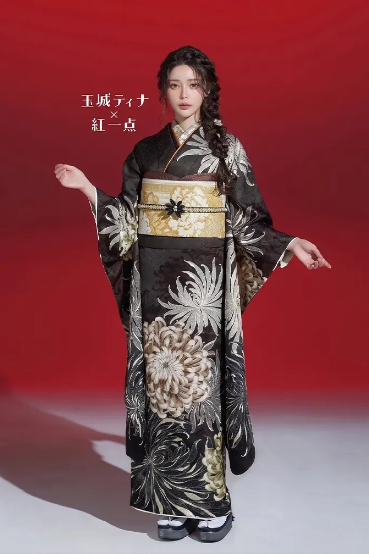 TAKAZENのレンタル振袖 玉城ティナ×紅一点ブランド振袖　ダークブラウン/ダスティーカラー　乱菊/大柄　個性的　大人っぽい　垢抜け【通販可】K1187
