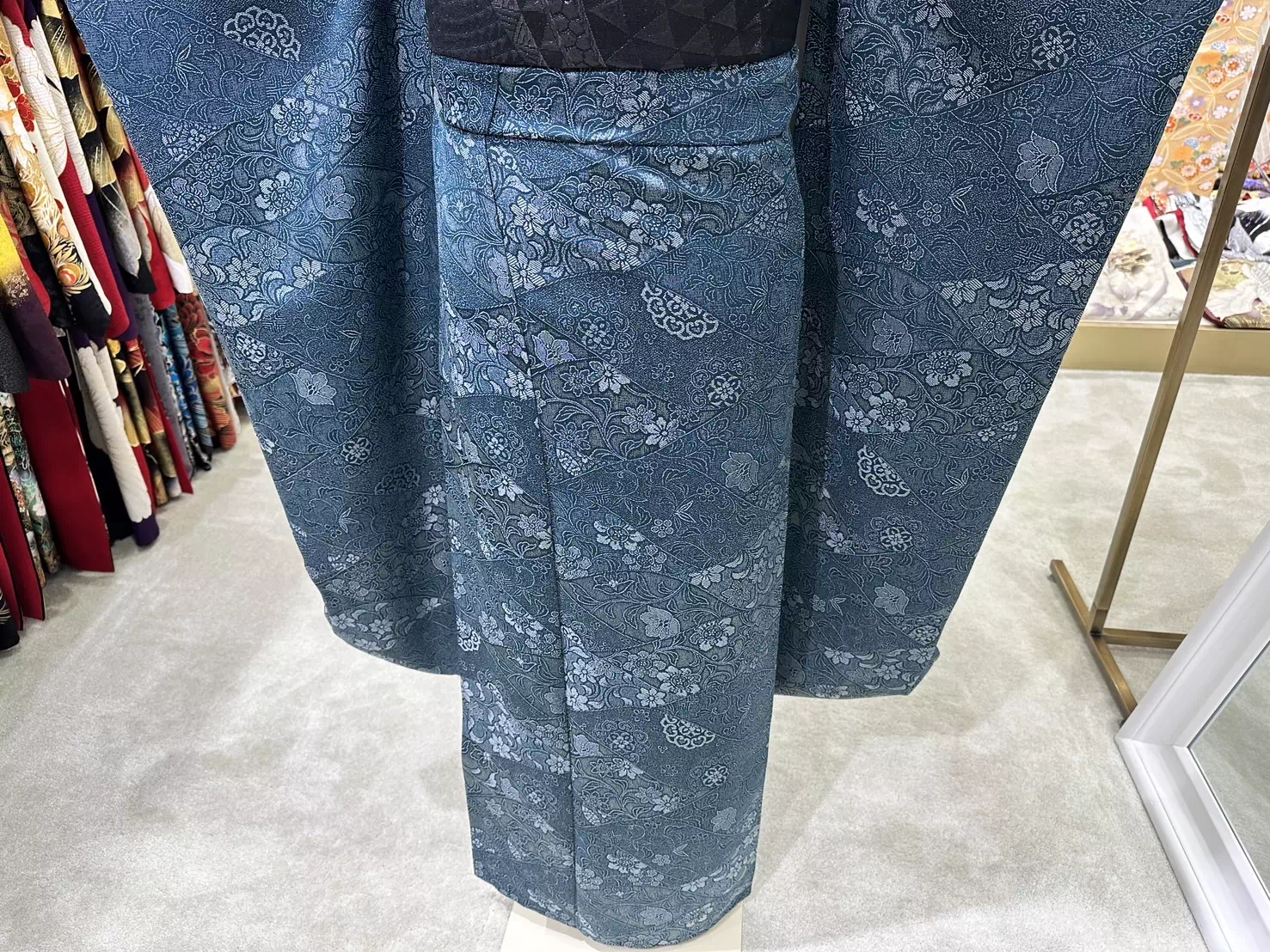 TAKAZEN姫路店　姫路市　成人式　卒業式　袴　振袖　イマドキ振袖　古典柄　口コミ　振袖レンタル　イマドキコーディネート　姫路市振袖レンタル　takazen　2024年成人 2025年成人　成人式　