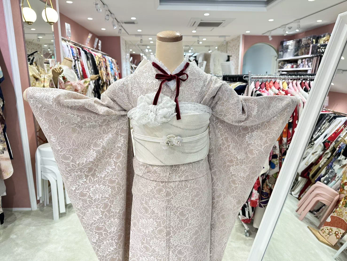 TAKAZEN姫路店　加古川市　高砂市　人気振袖　振袖レンタル　姫路市　成人式　卒業式　袴　振袖　イマドキ振袖　香音　