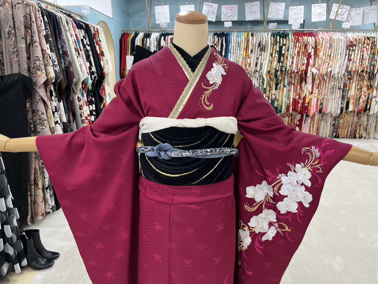 ヴィンテージスタイル　紫/ワインレッド　無地　シンプル　個性的　目立つ　かっこいい　かぶらない　派手