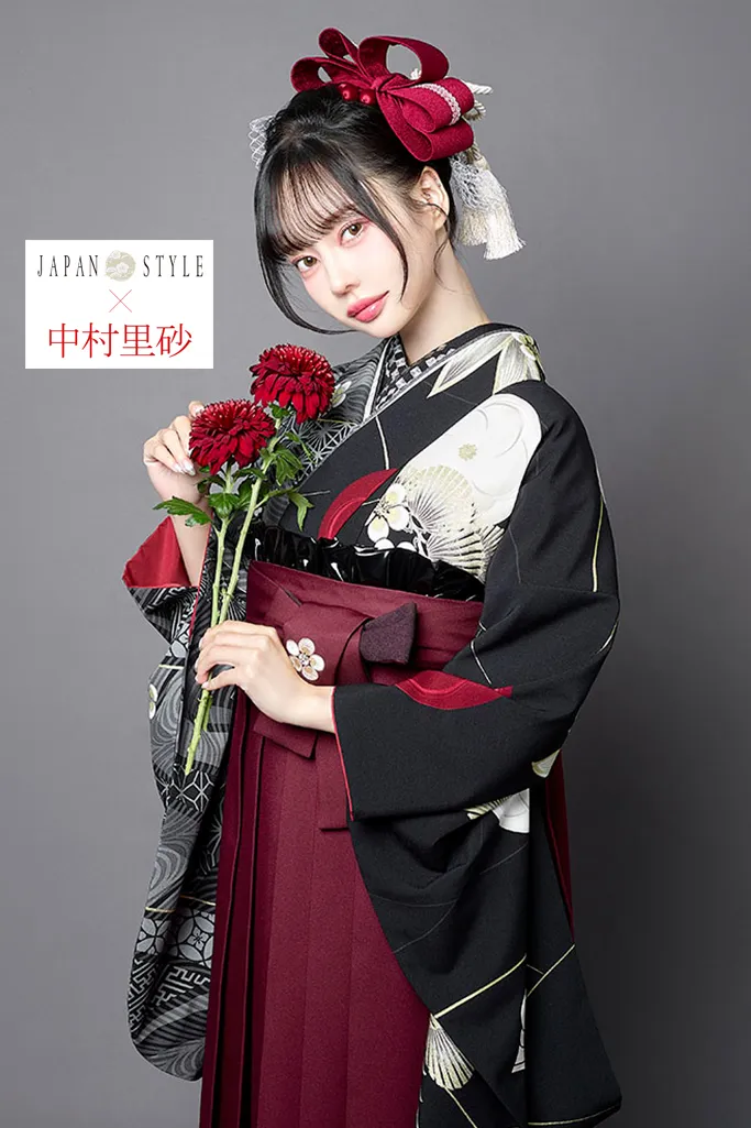 TAKAZENのレンタル袴 JAPAN STYLE×中村里砂ブランド袴　黒　肩身替り/梅丸紋　かっこいい　きれいめ　渋い　シック　大人っぽい【通販可】R26034
