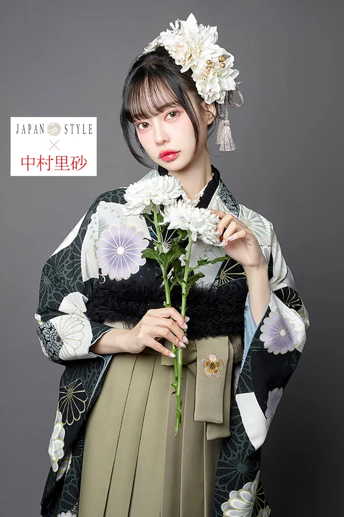TAKAZENのレンタル袴 JAPAN STYLE×中村里砂ブランド袴　濃紺　菊柄　モダン　上品　清楚　大人っぽい　【通販可】R26035