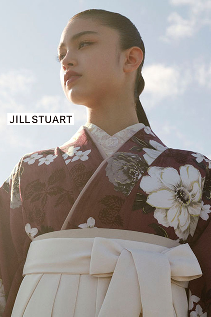 TAKAZENのレンタル袴 JILL STUARTブランド袴　バーガンディ　クチナシ　ヴィンテージスタイル　ブーツコーデ　大人っぽい　きれいめ【通販可】R26048