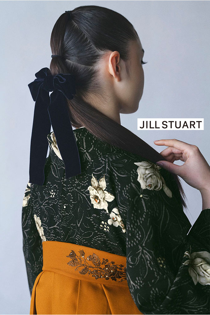 TAKAZENのレンタル袴 JILL STUARTブランド袴　ブラック　フルール　大人っぽい　かっこいい　ブーツスタイル　洋風　きれいめ【通販可】R26050