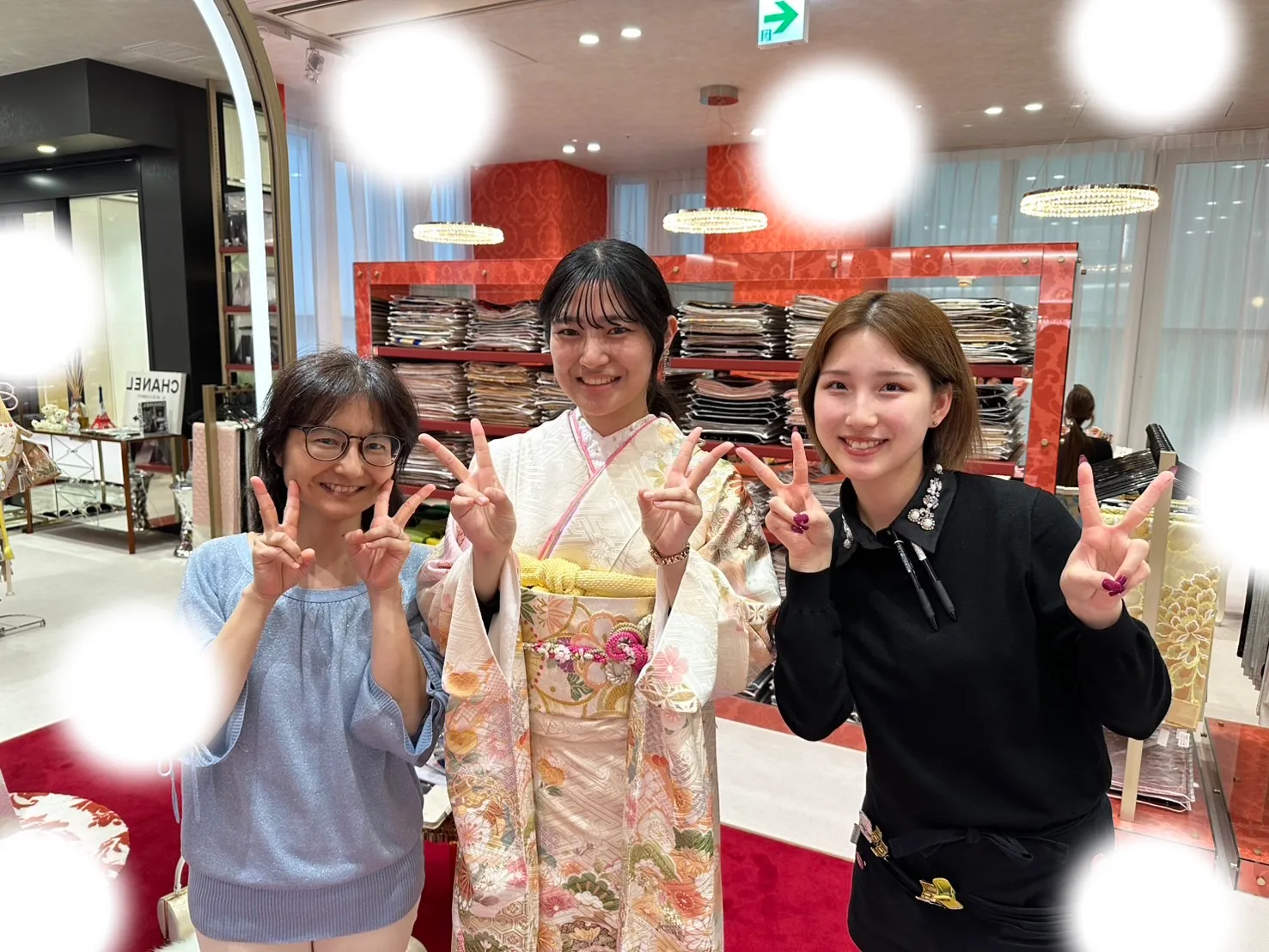 【TAKAZEN梅田本店】♡14日　大阪梅田でくすみカラーの可愛いお振袖姫ちゃん♡