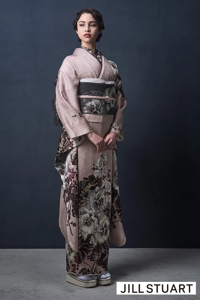 TAKAZENのレンタル振袖 JILL STUARTブランド振袖　くすみピンク　ヴィンテージスタイル　シンプル　おしゃれ　いまどき【通販可】K1201