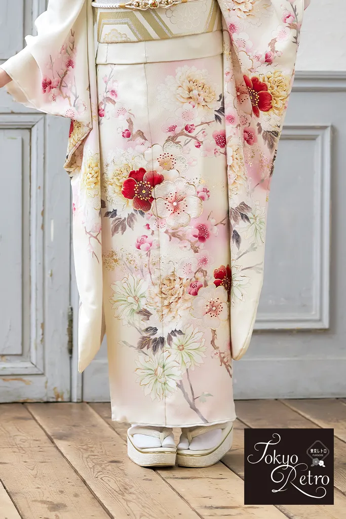 TAKAZENのレンタル振袖 東京レトロ　アイボリー/白系　桜柄　シンプル　かわいい振袖　おしとやか　上品　古典柄　マーシュ彩【通販可】K1238