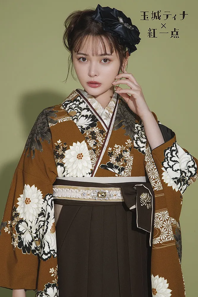 TAKAZENのレンタル袴 玉城ティナ×紅一点ブランド袴　テラコッタ　古典柄　大人っぽい　渋い　上品　暖色系【通販可】R26065