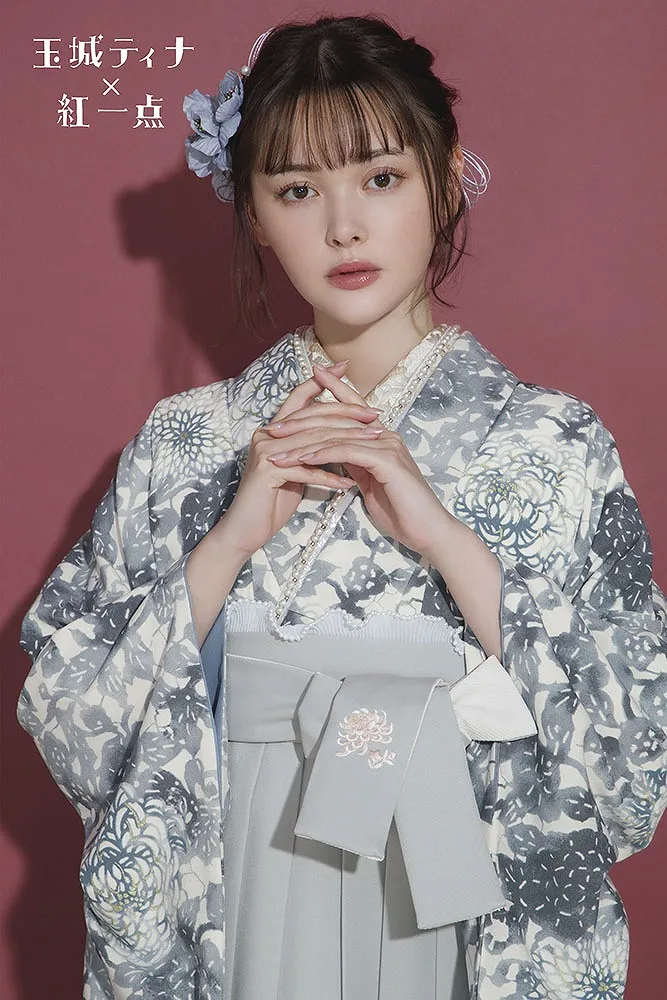 TAKAZENのレンタル袴 玉城ティナ×紅一点ブランド袴　グレー/ニュアンスカラー　乱菊柄　大人っぽい　くすみ系　古典柄　きれいめ【通販可】R26068