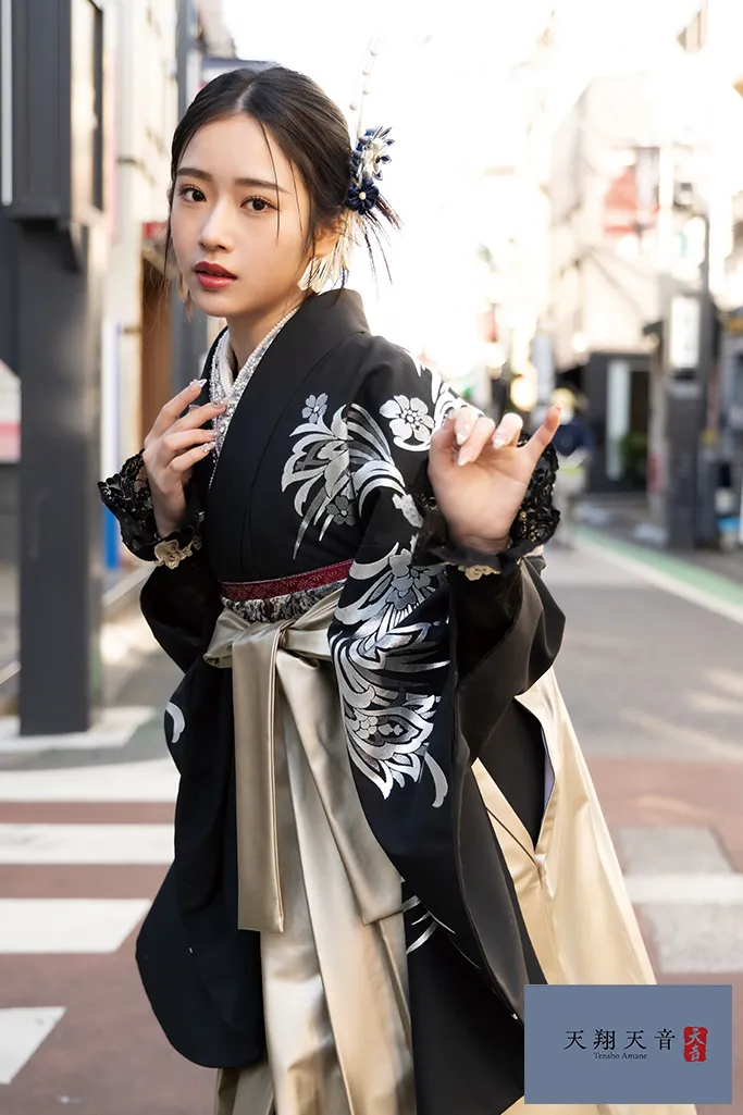 TAKAZENのレンタル袴 天翔天音ブランド袴　ヴィンテージスタイル　レザー袴　かっこいい　スタイリッシュ　ブーツスタイル【通販可】R26075