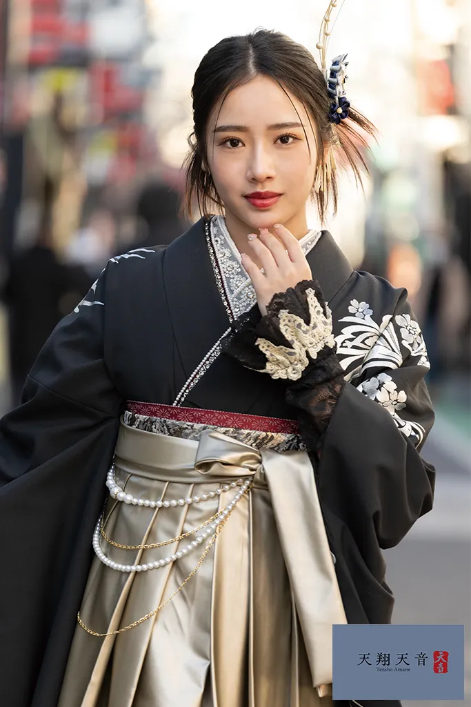 TAKAZENのレンタル袴 天翔天音ブランド袴　ヴィンテージスタイル　レザー袴　かっこいい　スタイリッシュ　ブーツスタイル【通販可】R26075
