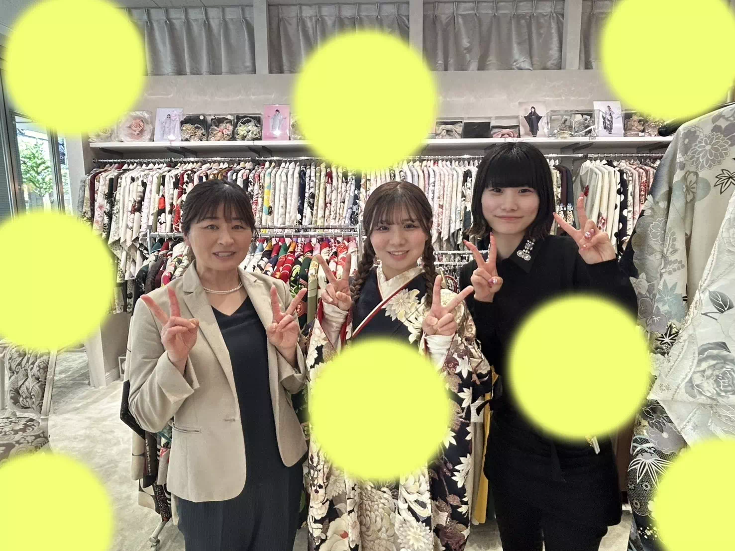TAKAZEN神戸旧居留地店　前撮り撮影会　イマドキ　カワイイ　コディネート　振袖　レンタル　紺色