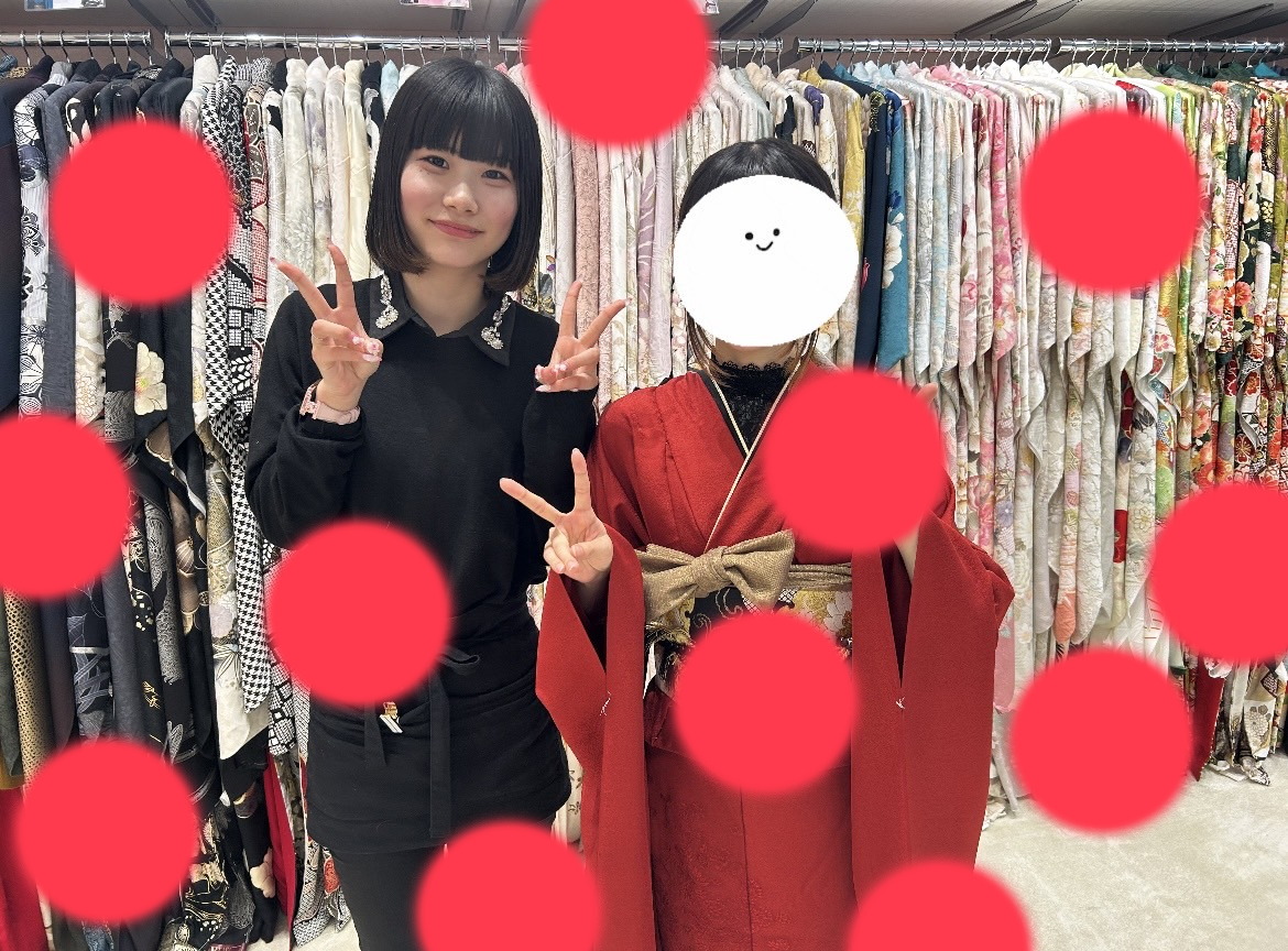 TAKAZEN神戸店　前撮り撮影会　イマドキ　カワイイ　コディネート　振袖　レンタル　袴　　ヴィンテージ　赤　無地