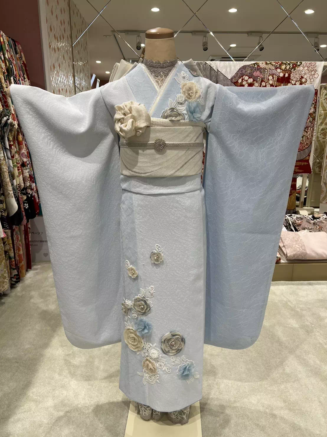 TAKAZEN姫路店　加古川市　高砂市　人気振袖　振袖レンタル　姫路市　成人式　卒業式　袴　振袖　イマドキ振袖　水色　可愛い