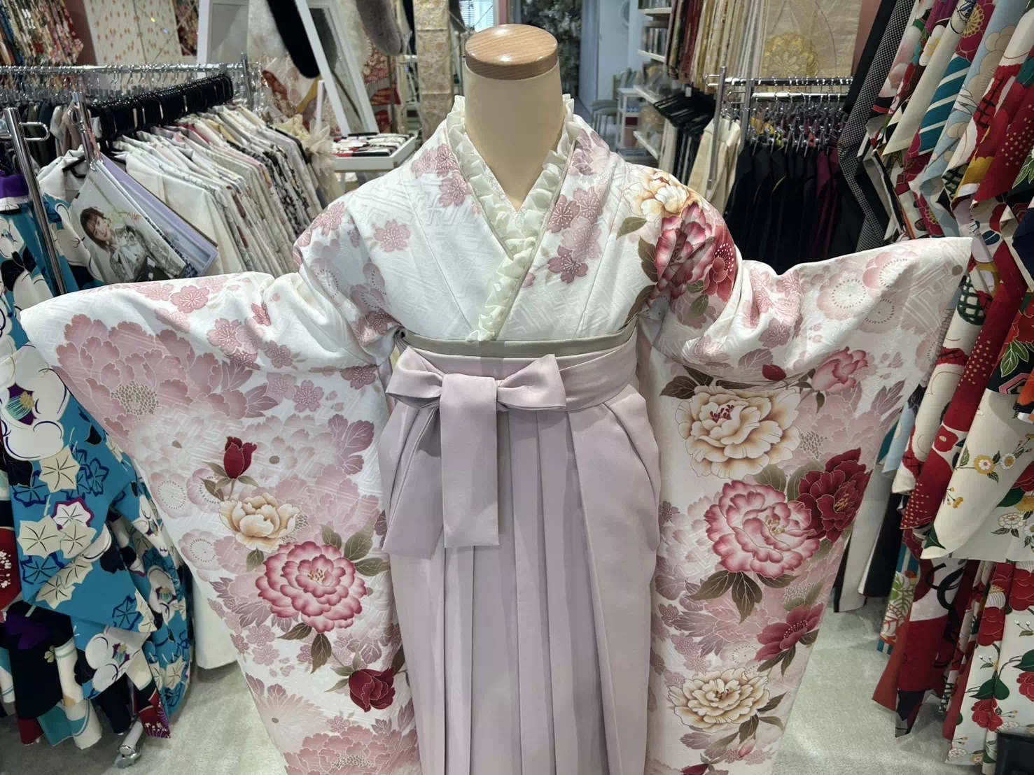 TAKAZEN姫路店　加古川市　高砂市　人気振袖　振袖レンタル　姫路市　成人式　卒業式　袴　振袖　イマドキ振袖　イマドキ袴　　くすみカラー　