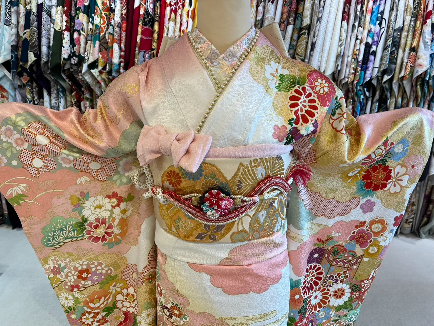 TAKAZEN　タカゼン　振袖レンタル　古典柄　王道　ピンク　かわいい