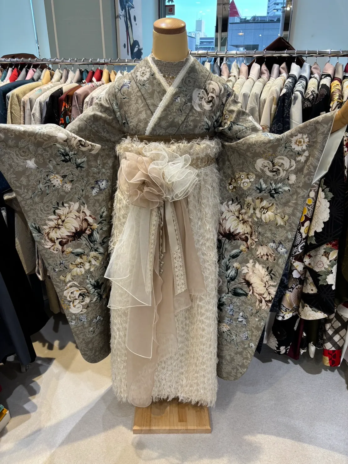 卒業式　袴レンタル　大阪　堺　くすみカラー　ドレス袴　JILLSTUART