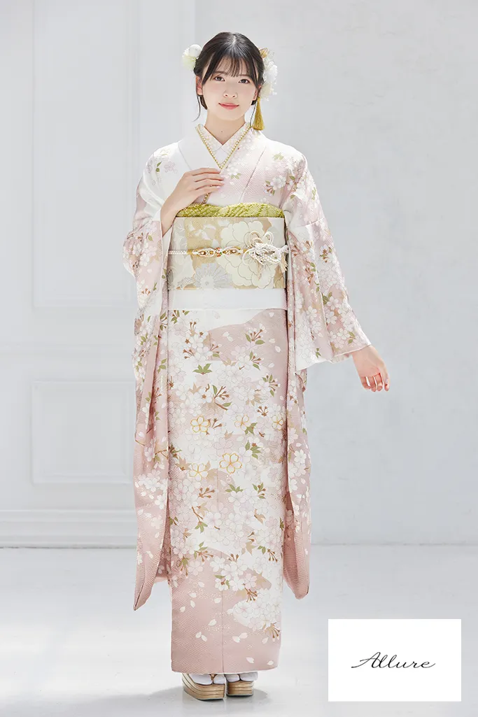 TAKAZENのレンタル振袖 正統派古典　ピンク/白/淡い色　桜柄/柄小さめ　シンプル　きれいめ　かわいらしい【通販可】K1239