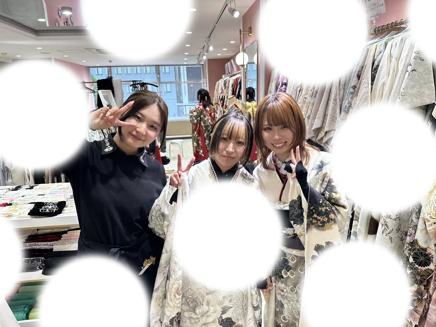 TAKAZEN姫路店　姫路市　成人式　卒業式　袴　振袖　イマドキ振袖　キラキラ　ヘップバーン　　白　金
