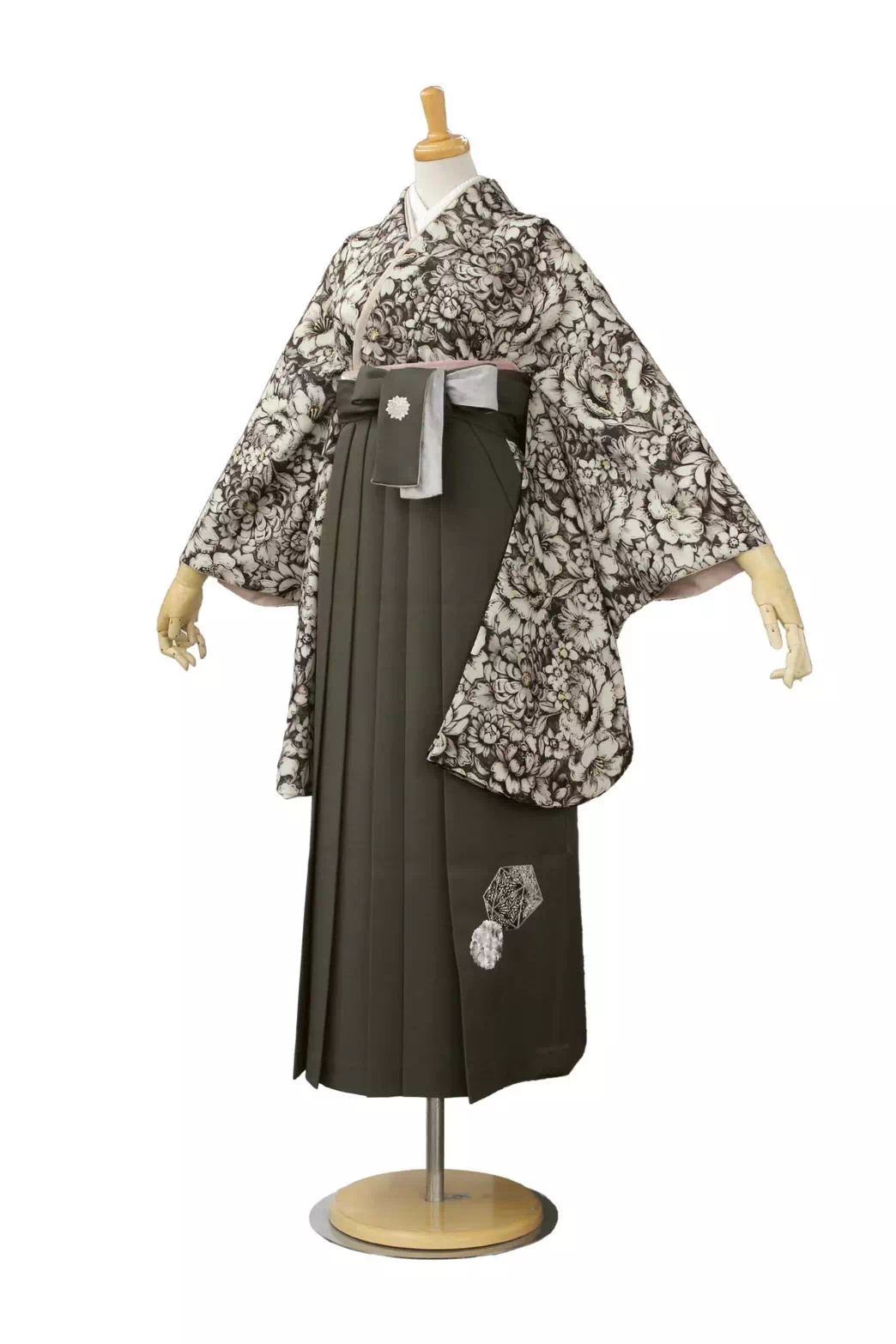 TAKAZEN姫路店　姫路市　成人式　卒業式　袴　振袖　イマドキ振袖　キラキラ　ヘップバーン　　白　金