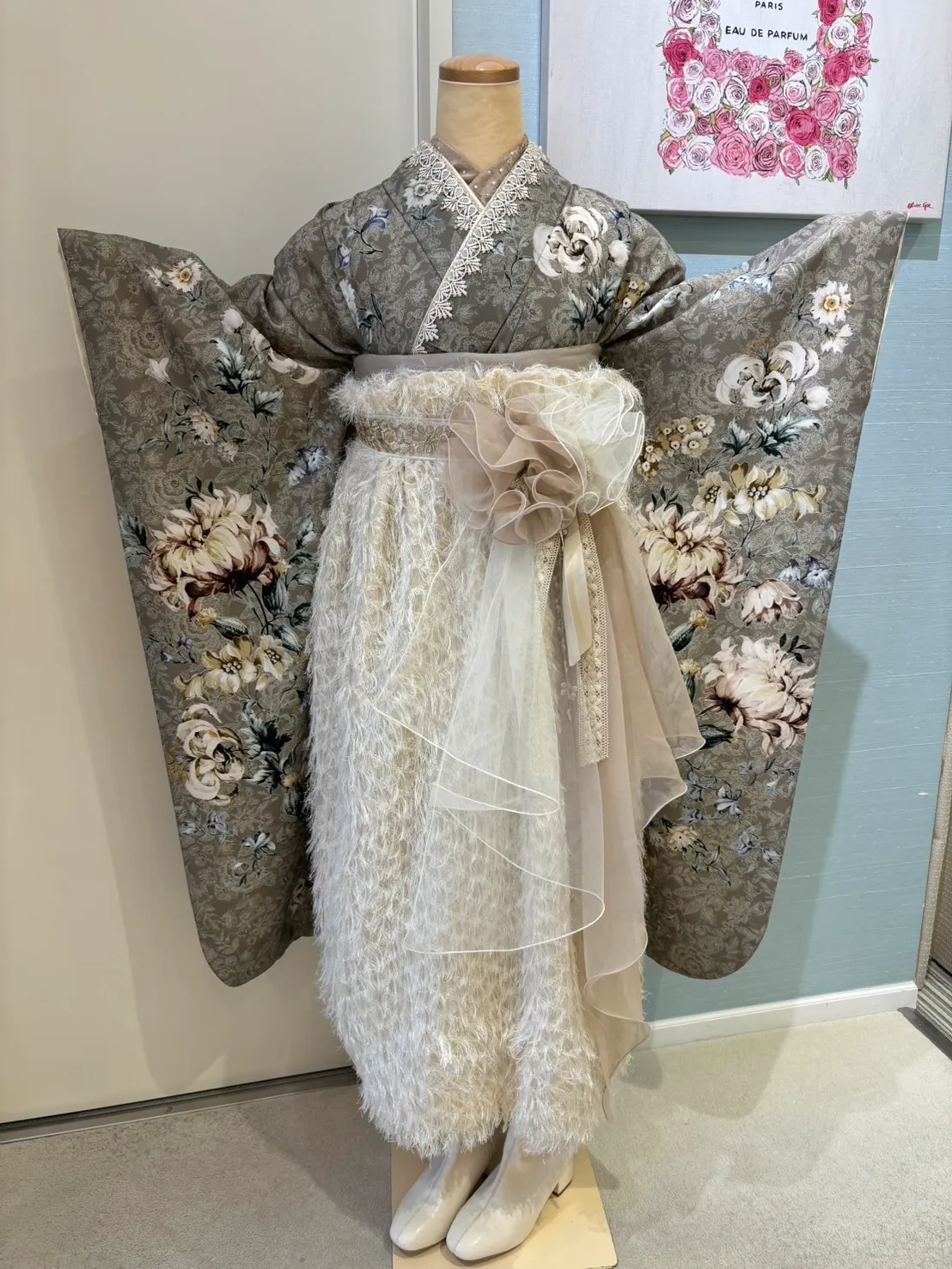 卒業式　袴レンタル　JILLSTUART　ジルスチュアート　くすみカラー　かわいい　レース　フリル