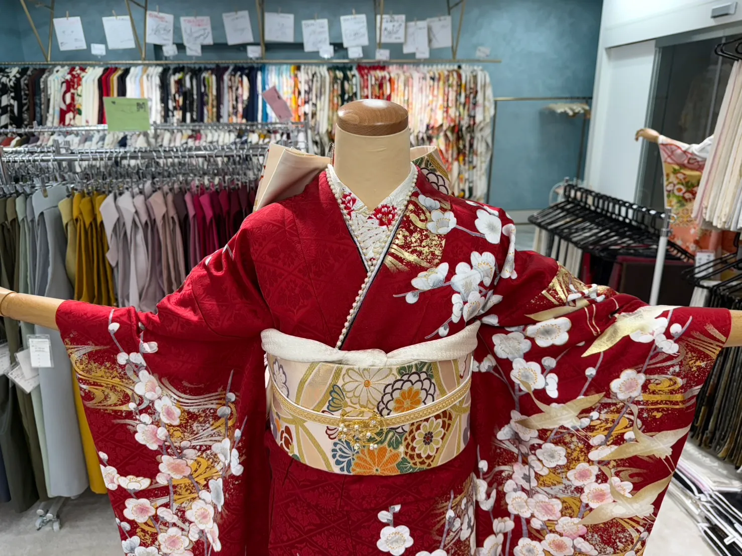 粋古典　赤　かっこいい　シック　お花　真似したい