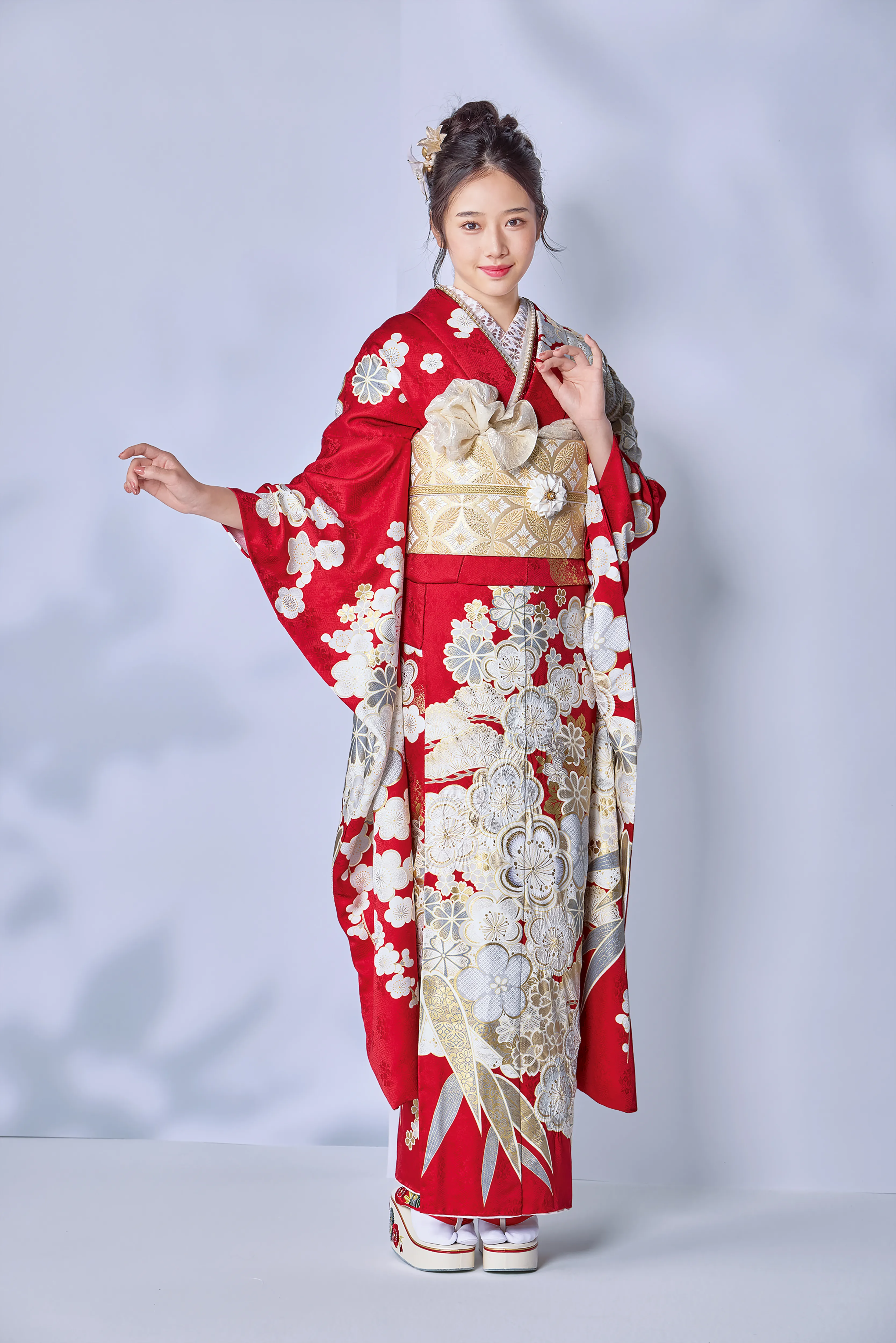 赤色　振袖　赤色の振袖　可愛い　華やか　明るい