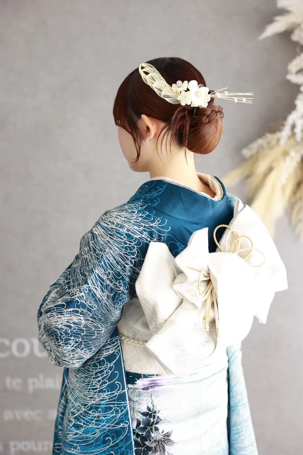 成人式ヘアアレンジ　カチモリ　まとめ髪