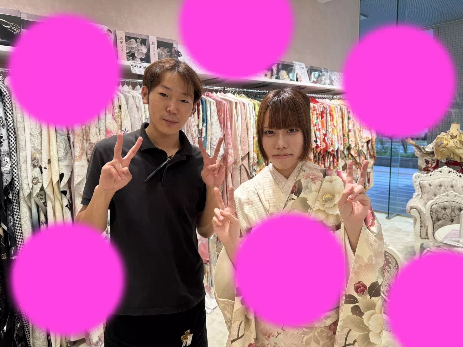TAKAZEN神戸旧居留地店　成人式　振袖レンタル　イマドキ　カワイイ　くすみ振袖　ピンク色振袖　