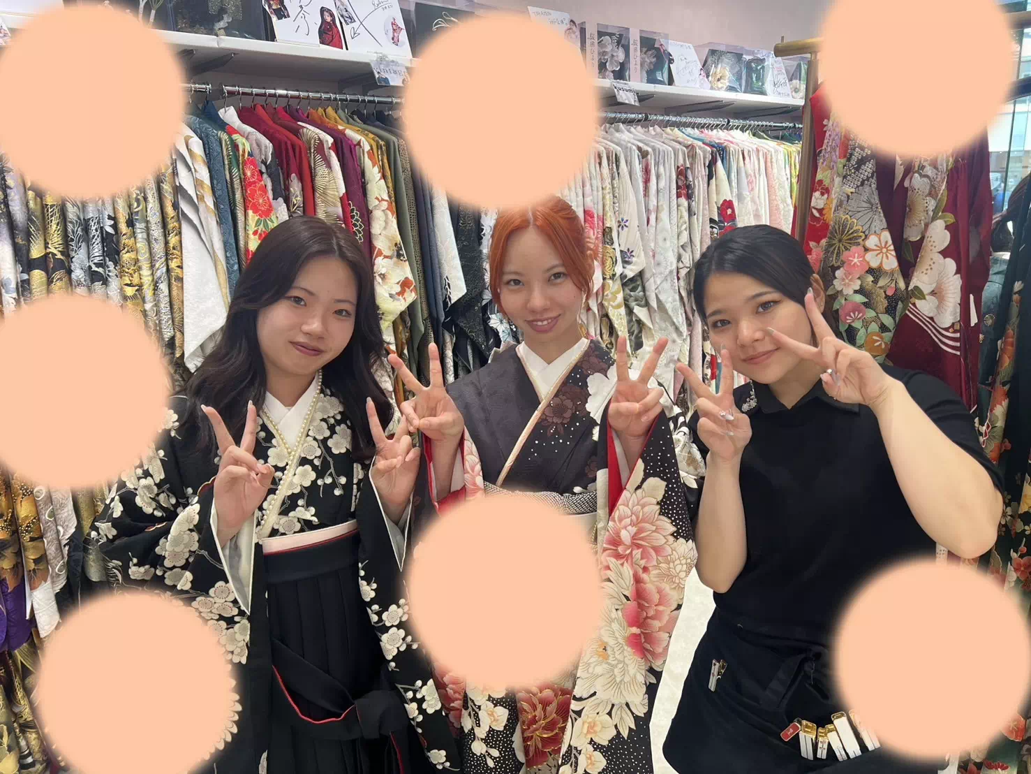 TAKAZEN神戸旧居留地店　振袖レンタル　カワイイ　イマドキ　黒　キラキラ