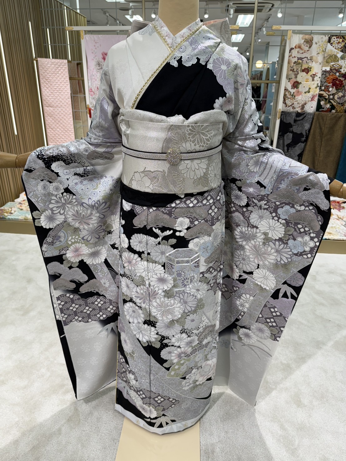 関芳　キラキラ　豪華振袖　プレミアム古典　華やか
