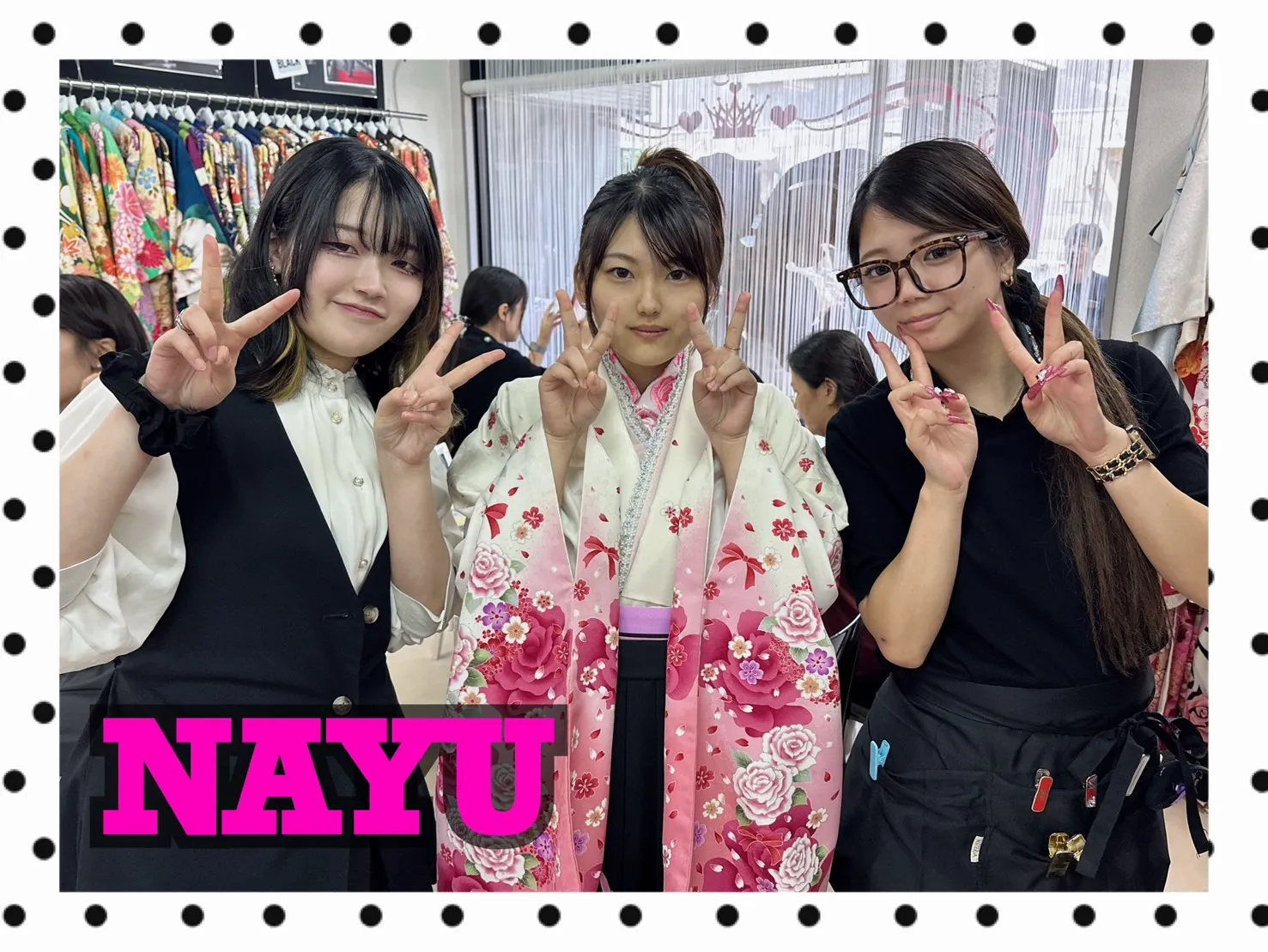 袴　前撮り撮影会　可愛い　おしゃれ　バラ柄　ピンク