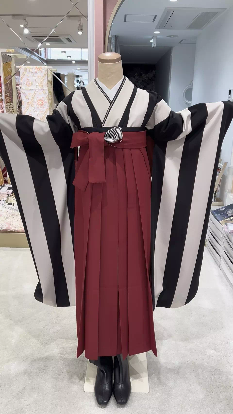 TAKAZEN姫路店　加古川市　高砂市　人気振袖　振袖レンタル　姫路市　成人式　卒業式　袴　振袖　イマドキ振袖　香音　