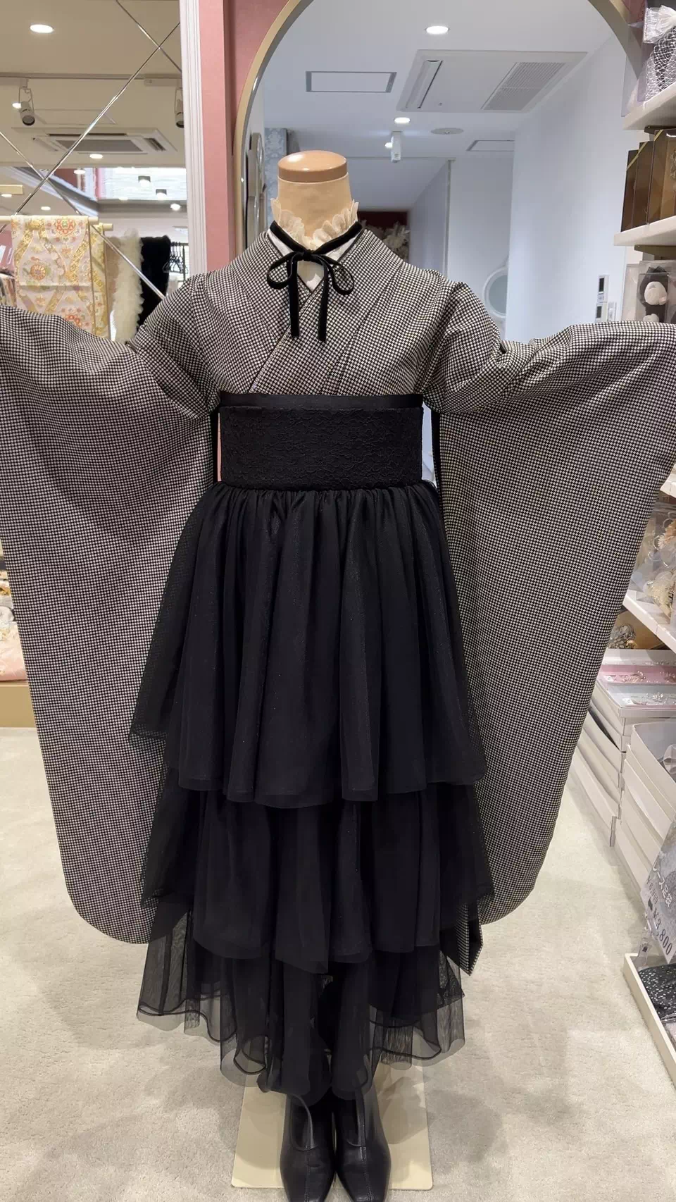 TAKAZEN姫路店　加古川市　高砂市　人気振袖　振袖レンタル　姫路市　成人式　卒業式　袴　振袖　イマドキ振袖　香音　