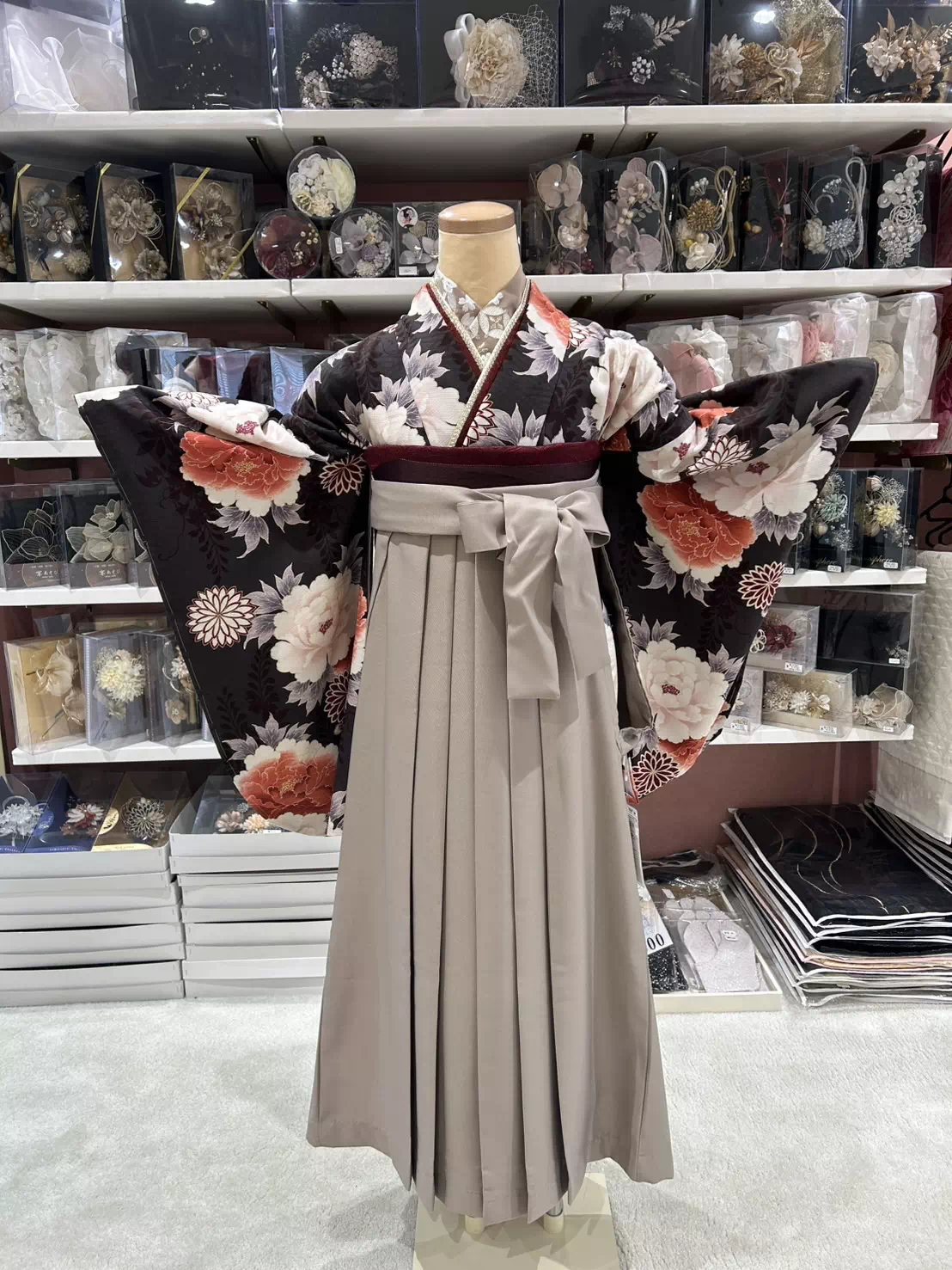 TAKAZEN姫路店　加古川市　高砂市　人気振袖　振袖レンタル　姫路市　成人式　卒業式　袴　振袖　イマドキ振袖　香音　