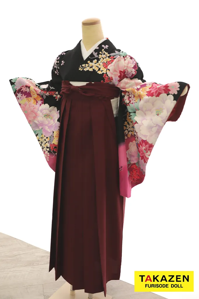 TAKAZENのレンタル袴 安い　正統派古典袴　黒地/ピンク　牡丹柄　大人っぽい　かっこいい【通販可】Y21