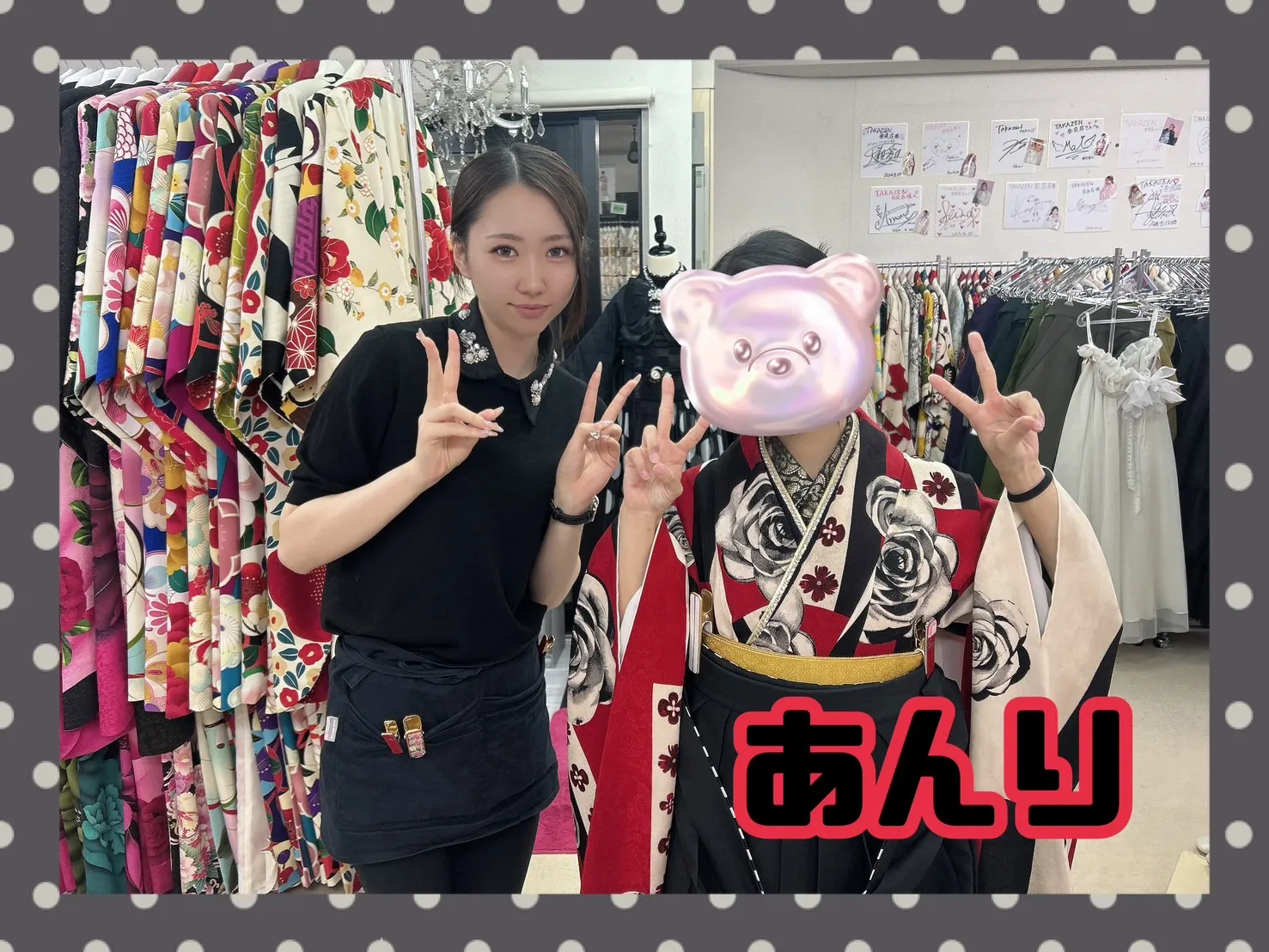 袴　前撮り撮影会　可愛い　おしゃれ　くすみカラーガーリー　白/淡い色　シャギー素材　かわいい　女の子らしい　フェミニン　レース【通販可】R26017　モダンアンテナブランド袴　個性的レトロ　赤/ベージュ　アンティーク調　人と被らない　ブーツスタイル【通販可】R25082