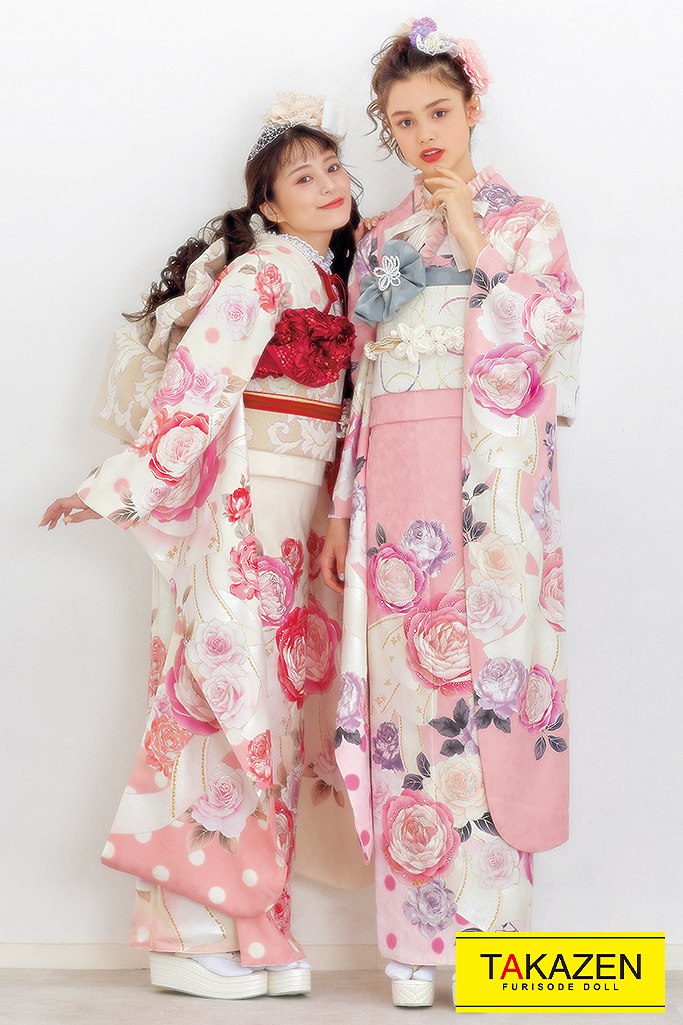 TAKAZEN　奈良　振袖　キュートガーリー　淡色ピンク　バラ柄　写真映え　ゆるふわ　可愛いデザイン　あざとかわいいレンタル　成人式　