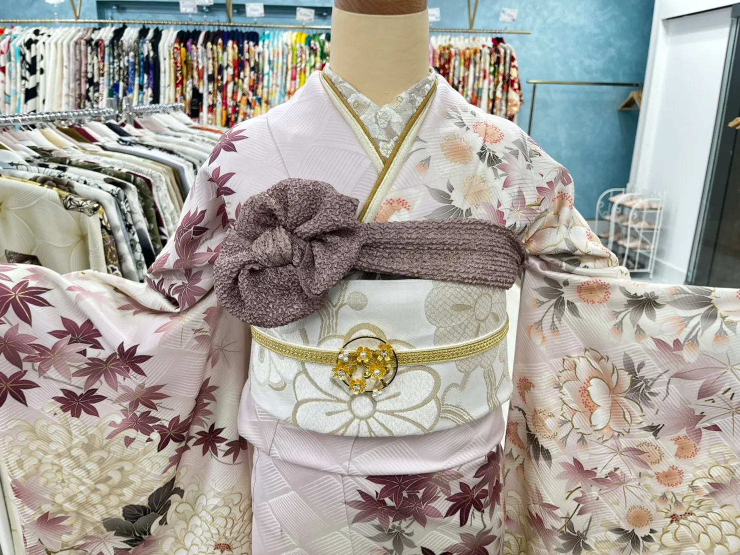 振袖レンタル　成人式　なんば　心斎橋　大阪　人気　くすみ　ピンク　可愛い