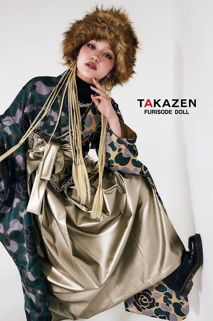 TAKAZENのレンタル袴 ストリートスタイル　HIROCKコラボ袴　カーキ　迷彩　レザー袴　かっこいい　ブーツコーデ【通販可】GH8