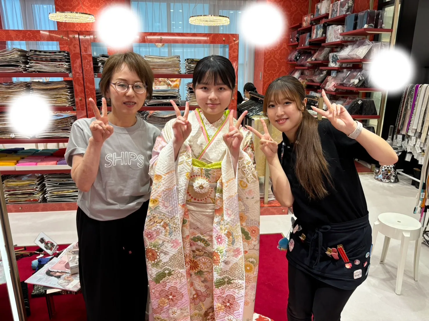 【TAKAZEN大阪梅田本店】♡30日　清楚な古典柄のくすみカラー振袖の姫ちゃん♡