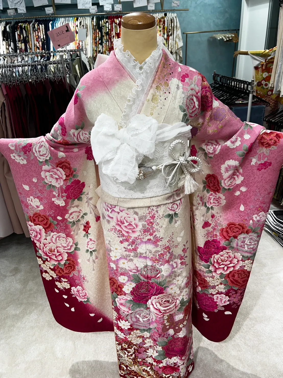 成人式　前撮り　振袖レンタル可愛いTAKAZEN心斎橋店キラキラピンク色被らないcute可愛すぎる
