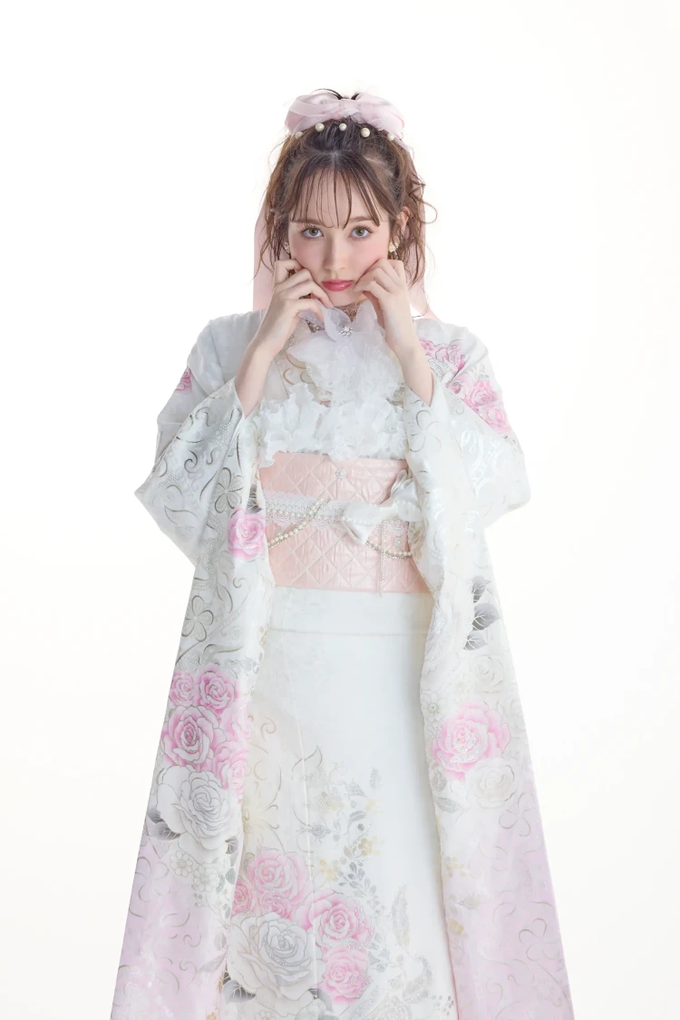 成人式振袖レンタル ヘップバーン ローズ エレガント 白ピンク かわいい