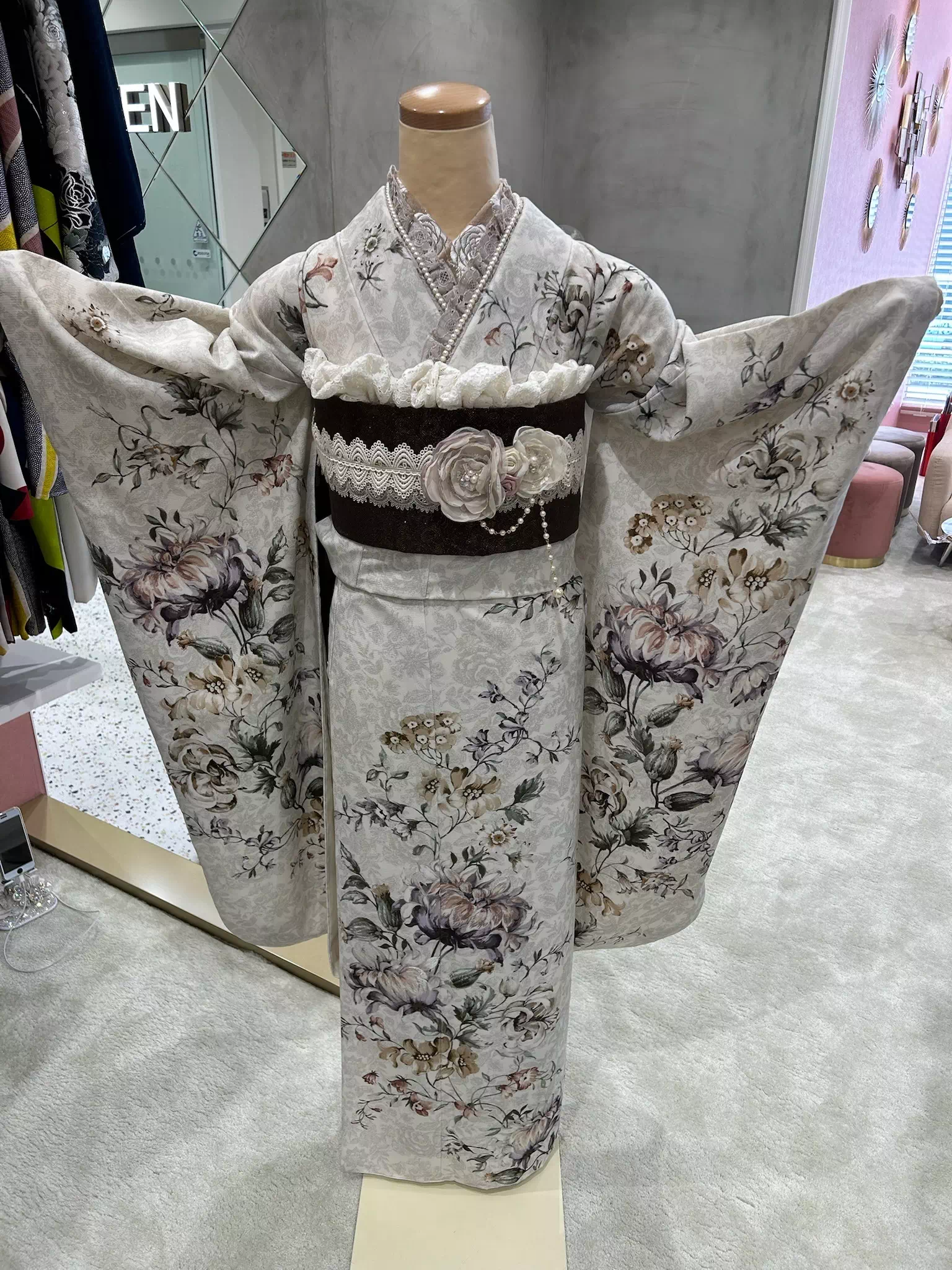 TAKAZEN姫路店　姫路市　成人式　卒業式　袴　振袖　イマドキ振袖　ジルスチュアート