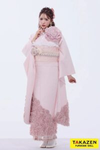 振袖レンタル　ヘップバーンローズ　ピンク　薔薇付き　立体花　かわいい　エレガント　人とかぶらない　ガーリー　レースインナー/ブーツスタイル　伊藤桃々【通販可】26008