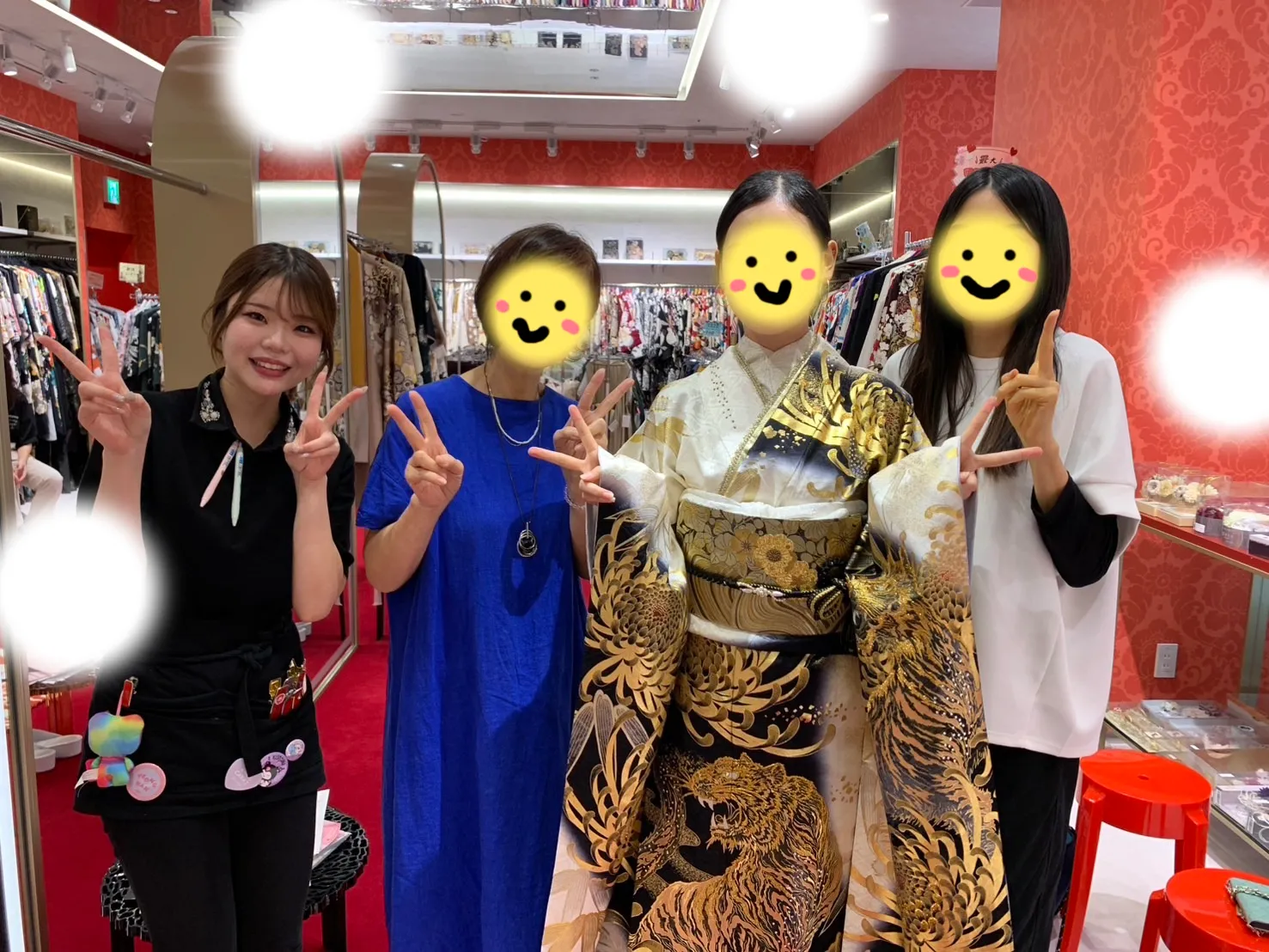 成人式　振袖　梅田　レンタル　金　虎　キラキラ　かっこいい