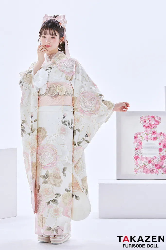 Diorコスメと相性のいいい振袖　ヘップバーン