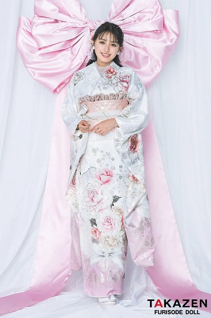 成人式振袖レンタル　コスメカラー白ピンク