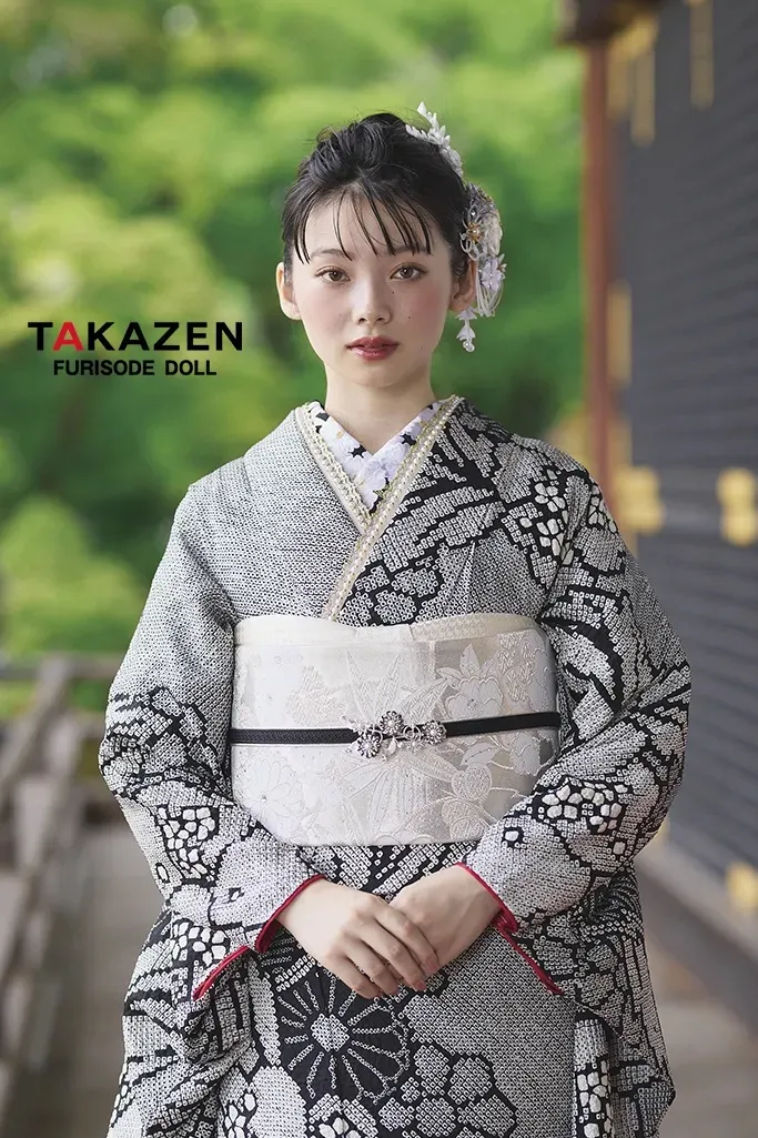 成人式　卒業式　TAKAZEN 袴レンタル
